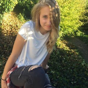 Meet your Posher, Faith